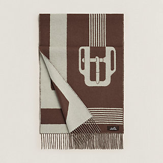 【おしゃれ】HERMES Sciarpa Casaque Sangle a Boucle The perfect Autumn staple: the Hermès 'Casaque Sangle a